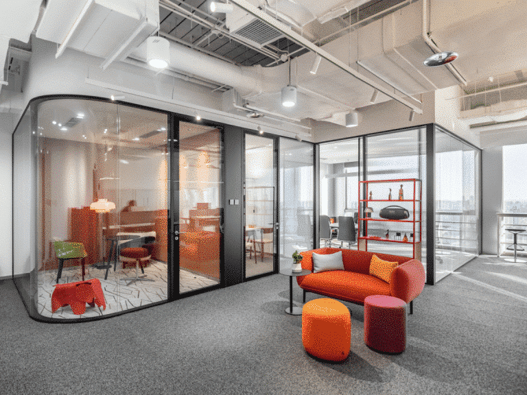 about-showroom-left